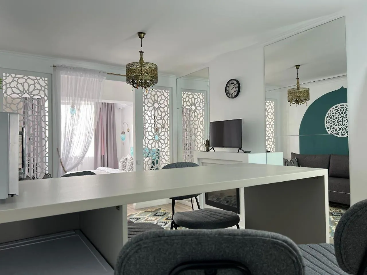 Eastern Style Apartment In Golden Square! Almaty